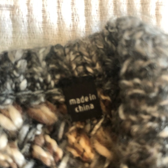 Cabi Ritz Tweed Double Breasted Snap Front Cardigan Sweater - Picture 4 of 9